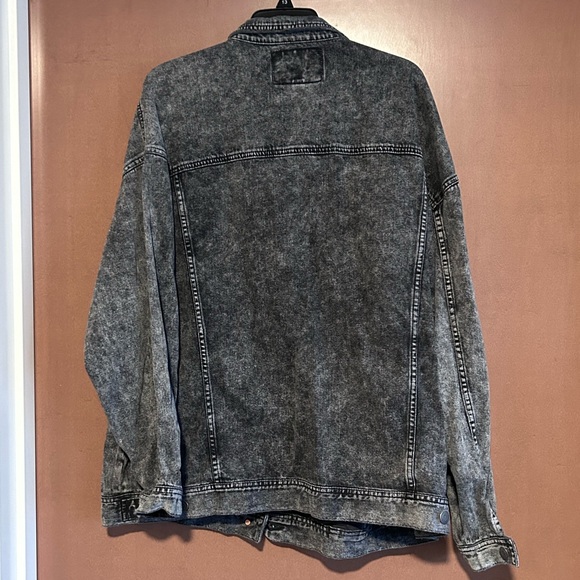 American Eagle Black Acid Wash Jean Jacket - Picture 3 of 3